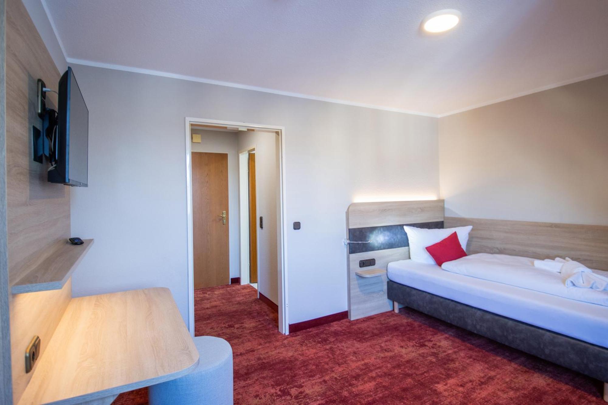 Hotel Lengenfelder Hof Lengenfeld  Екстериор снимка