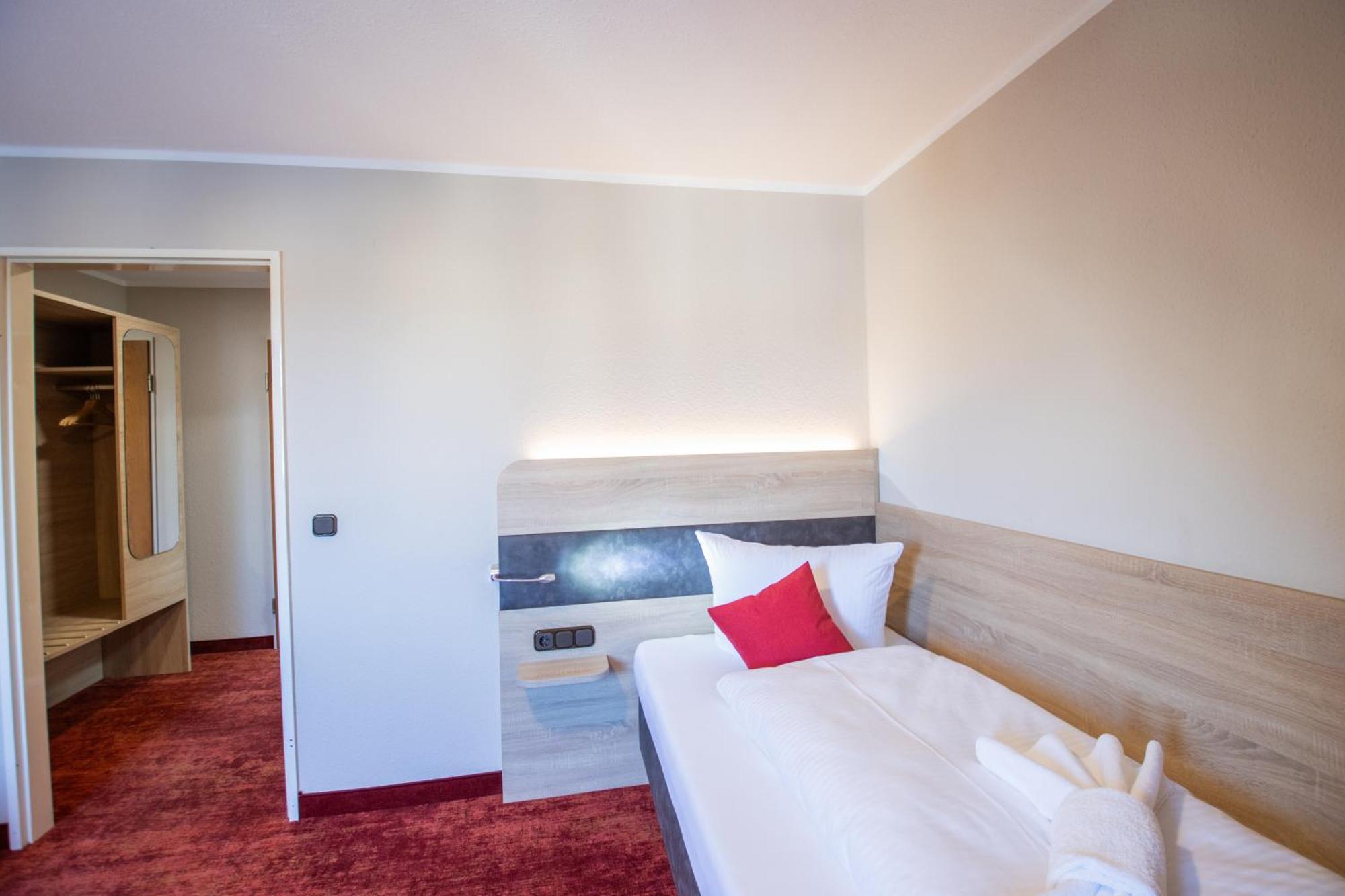 Hotel Lengenfelder Hof Lengenfeld  Екстериор снимка