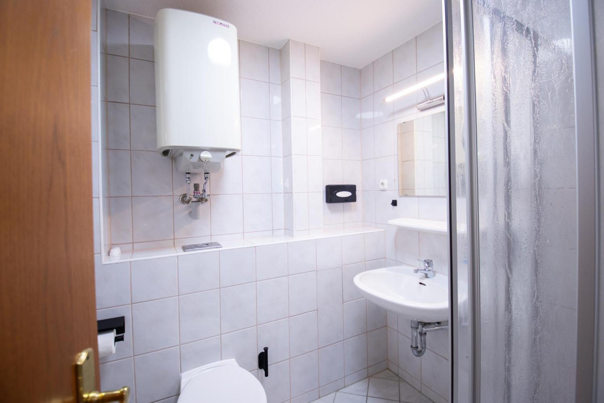 Hotel Lengenfelder Hof Lengenfeld  Екстериор снимка