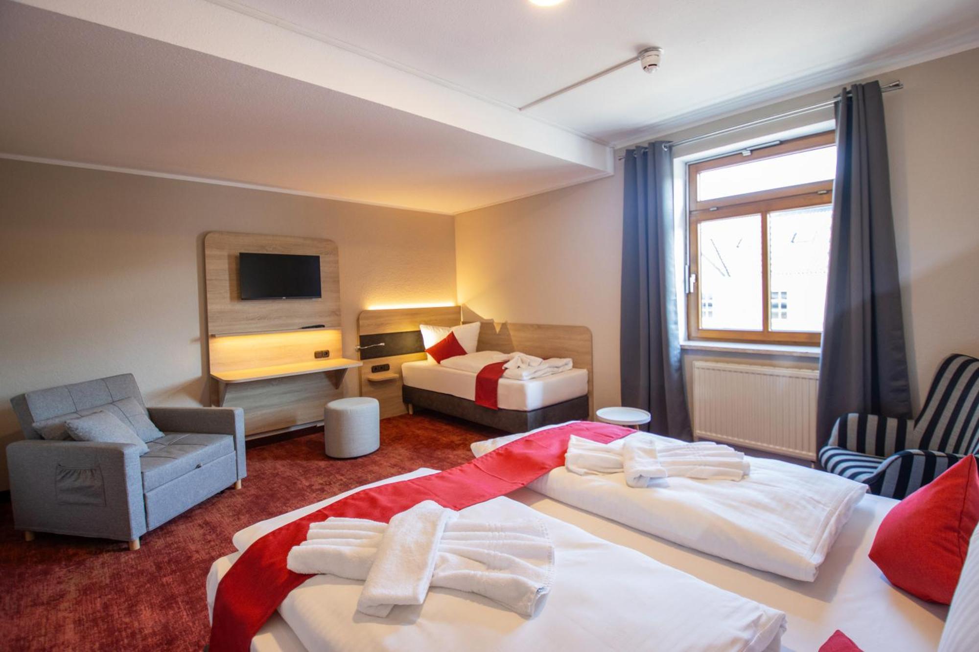 Hotel Lengenfelder Hof Lengenfeld  Екстериор снимка