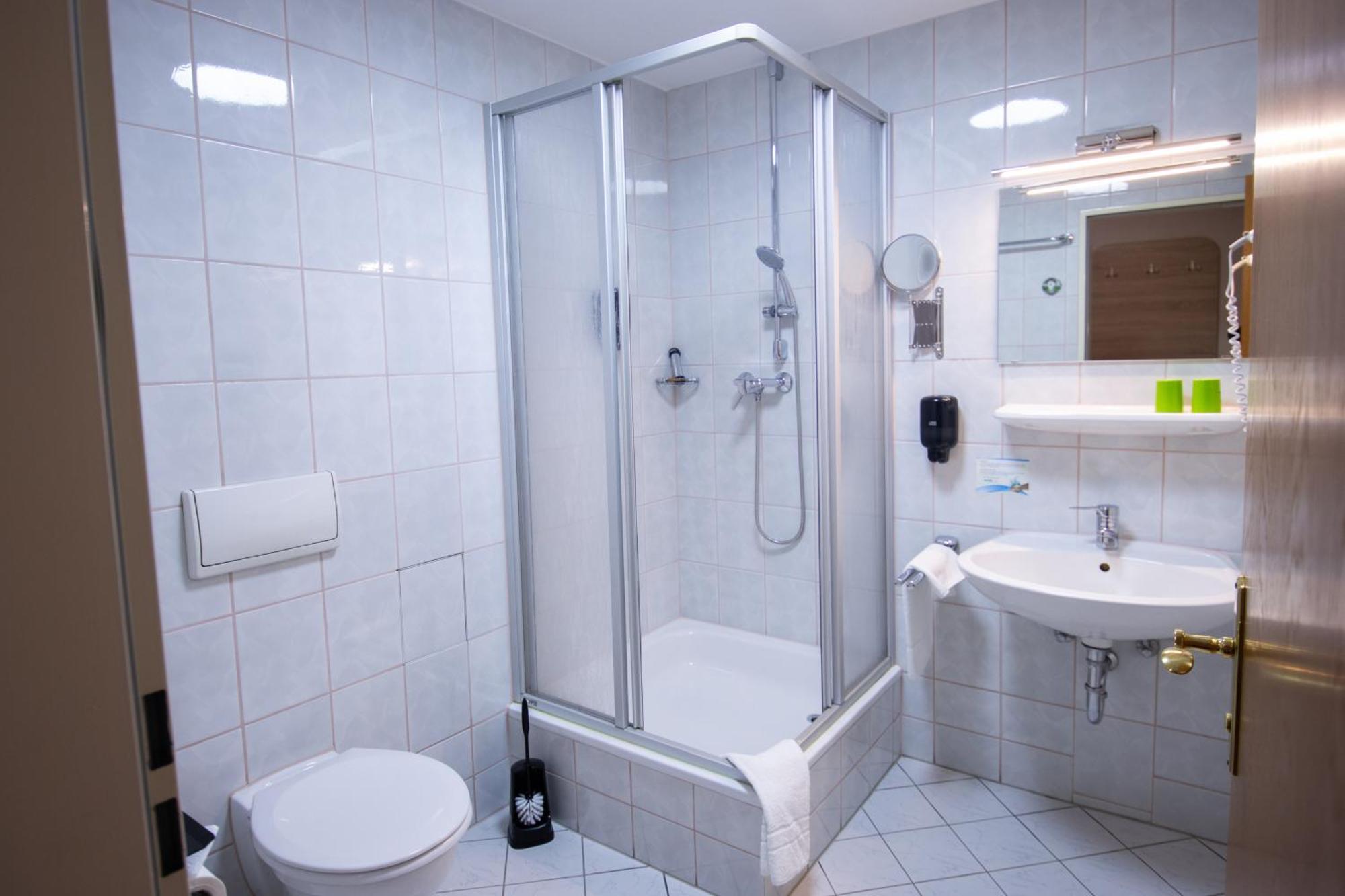 Hotel Lengenfelder Hof Lengenfeld  Екстериор снимка