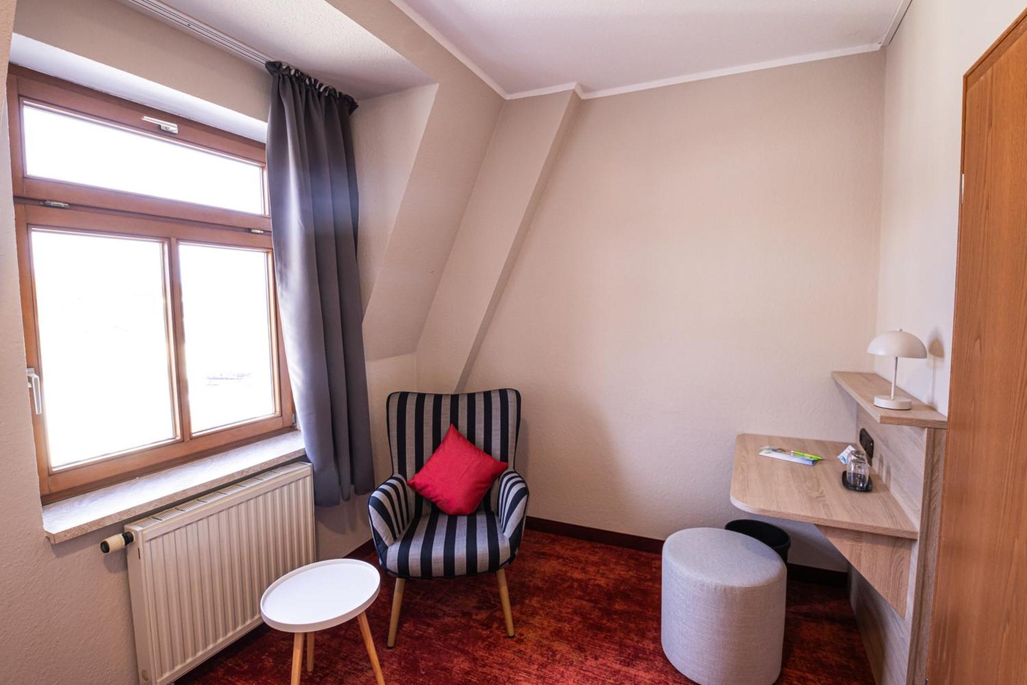 Hotel Lengenfelder Hof Lengenfeld  Екстериор снимка