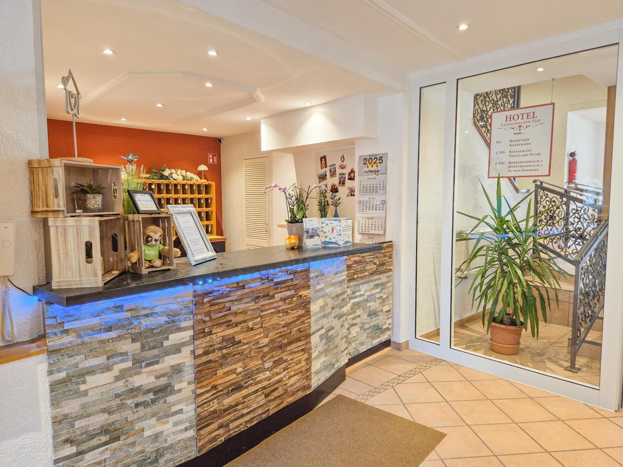 Hotel Lengenfelder Hof Lengenfeld  Екстериор снимка