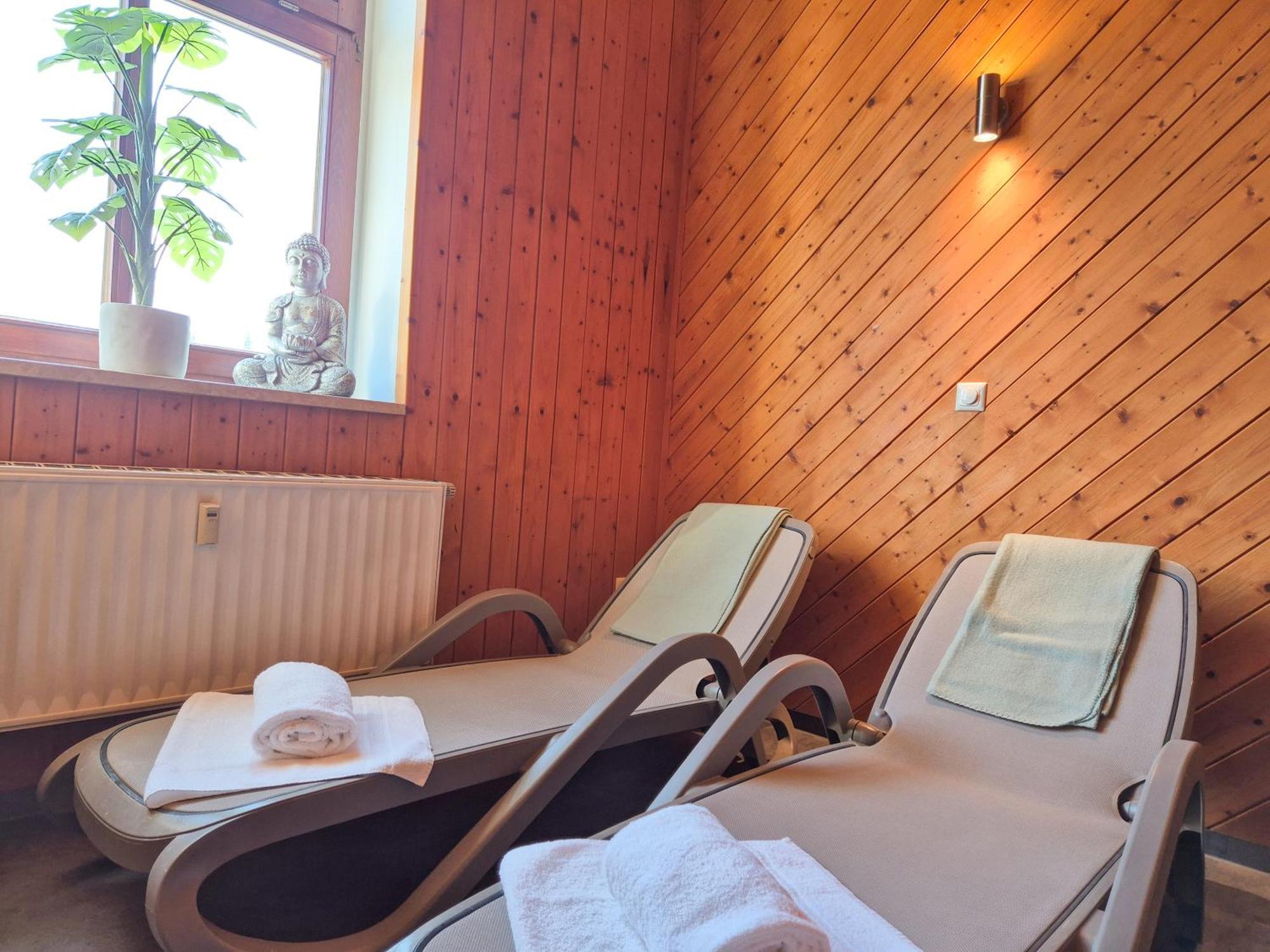 Hotel Lengenfelder Hof Lengenfeld  Екстериор снимка
